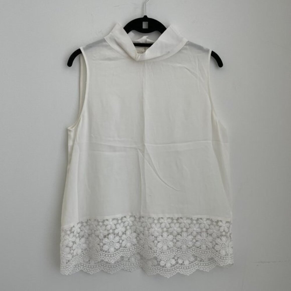 Zara White Sleeveless Lace-Hem Blouse
